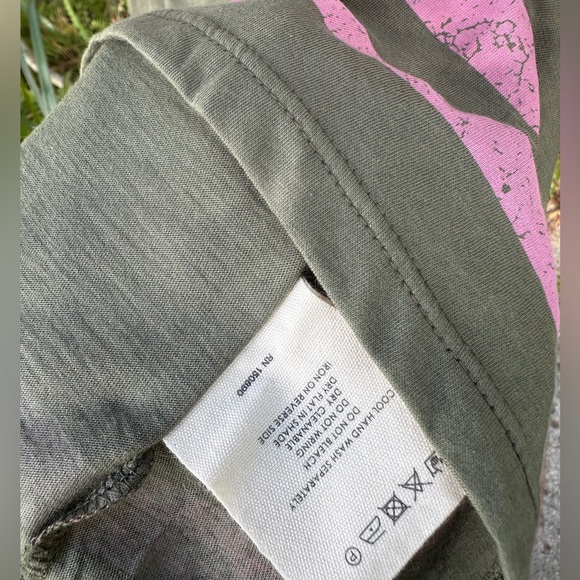 💗 Spell Angels Tee BNWT Size XL 💗 PRICE DROP ON THE BEST TEE EVER…. VERY RARE! - Picture 8 of 8